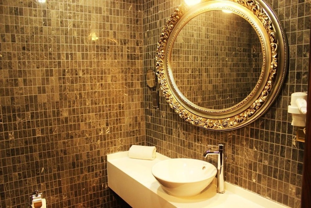 Vendome Hotel 44/46