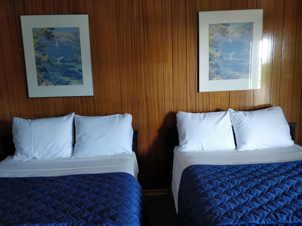 Inn On Pim 6/44