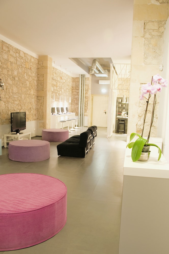 Lol Hostel Siracusa 10/26