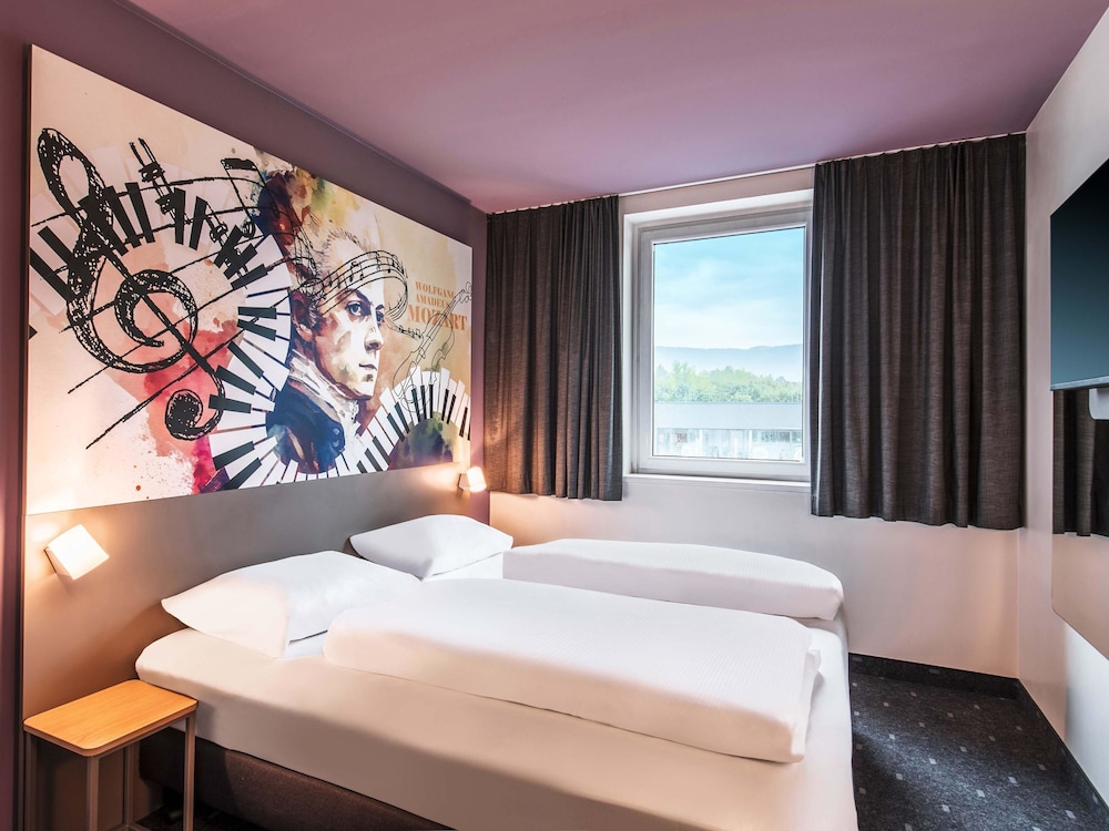 Room, French Bed