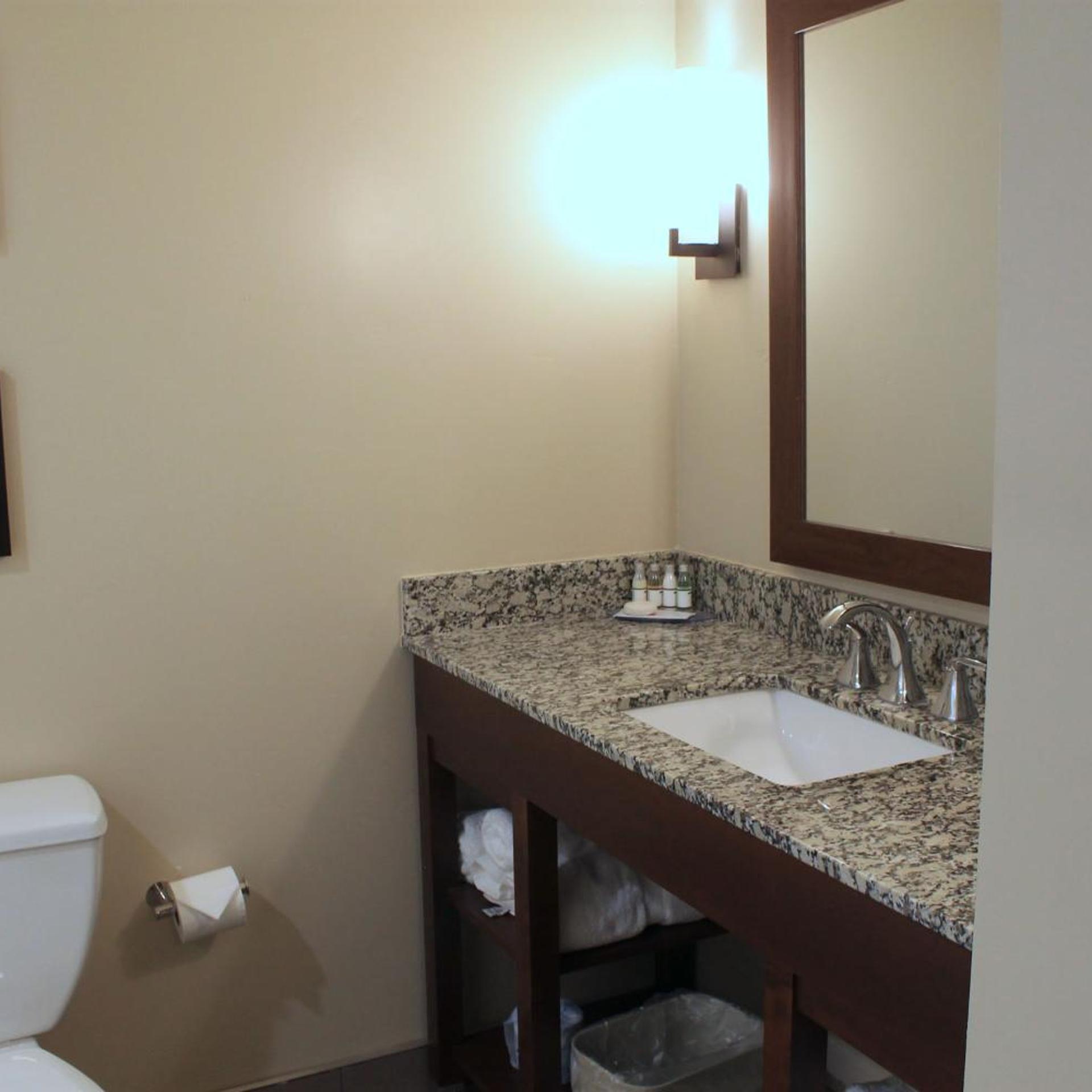 Heartland Inn and Suites 47/50