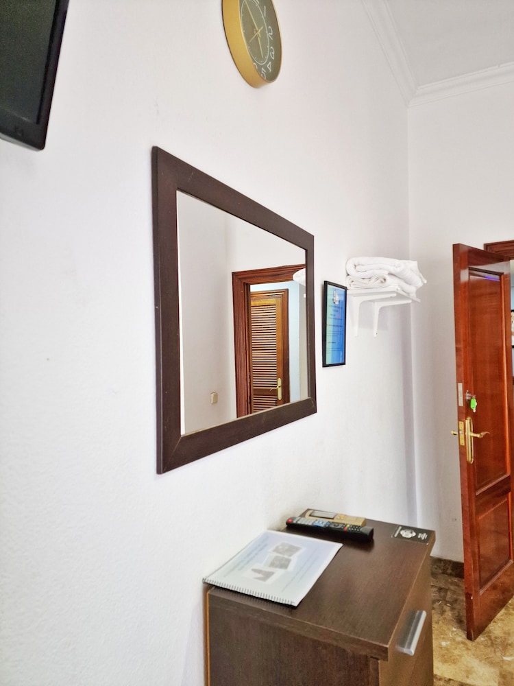 Apartments Duque de Hornachuelos 33/33