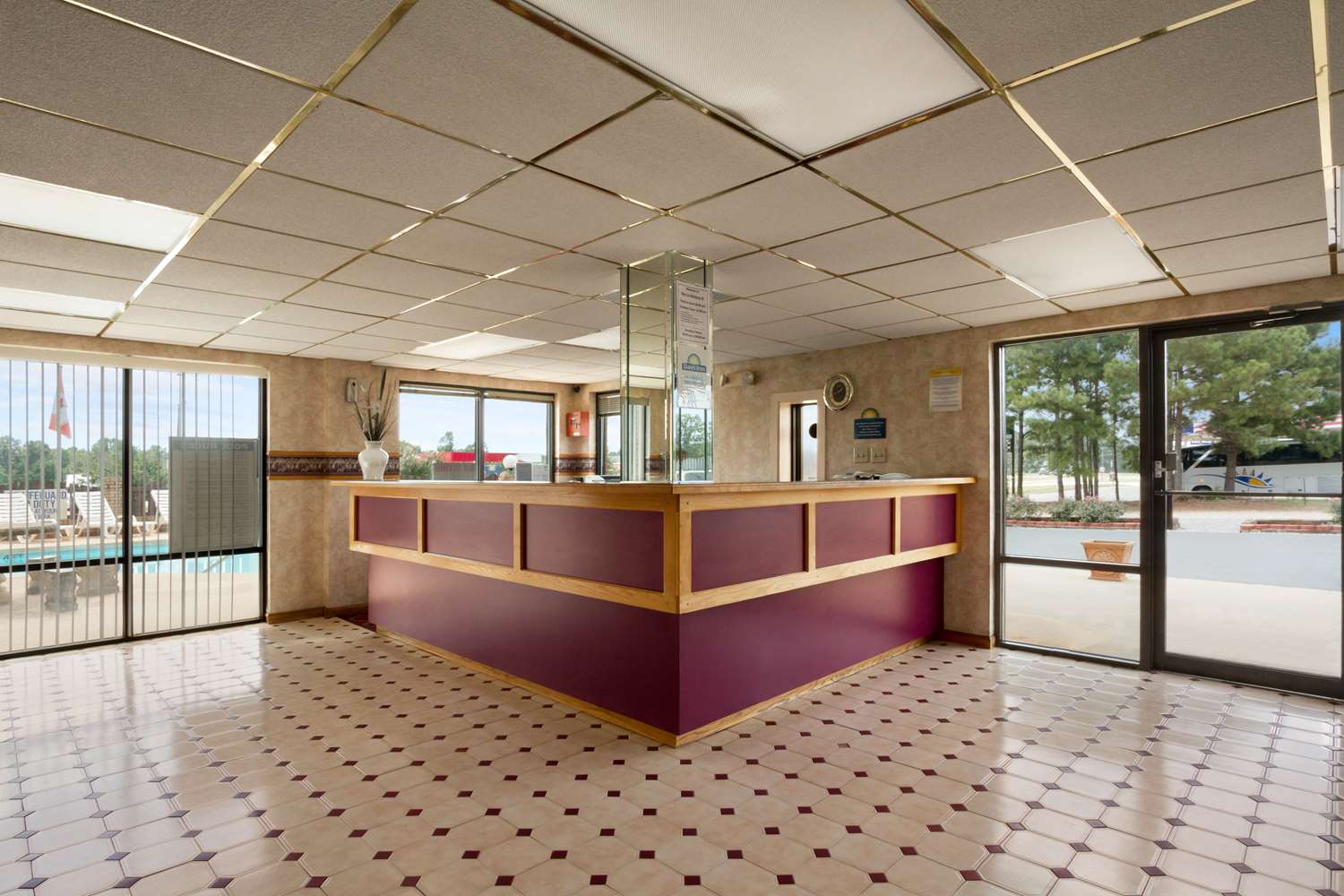 Days Inn by Wyndham Richburg 1/5