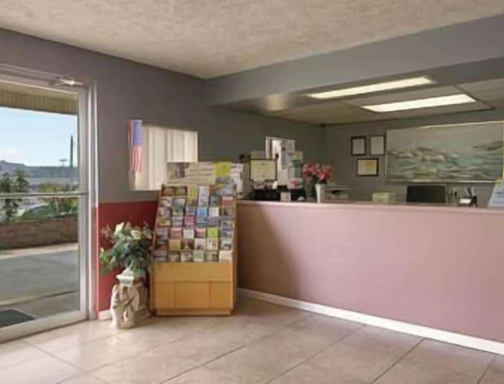 Regal Inn Guntersville Hwy 431 5/50
