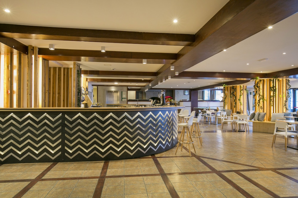 Hotel Piolets Soldeu Centre 6/49