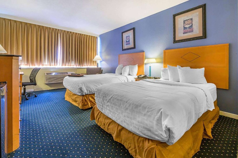 Inn at Lebanon 20/58