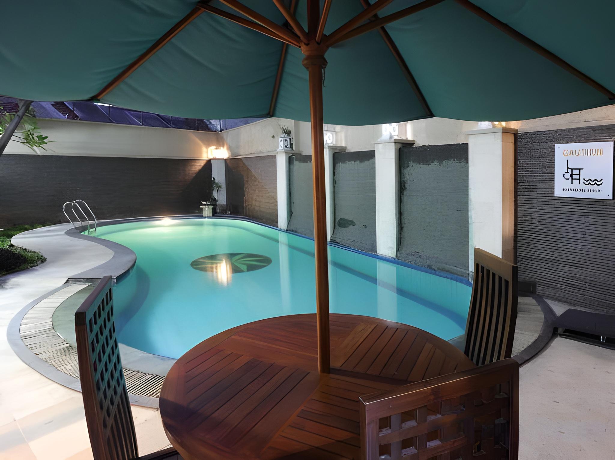 Jambuluwuk Heritage Menteng Suites 18/36