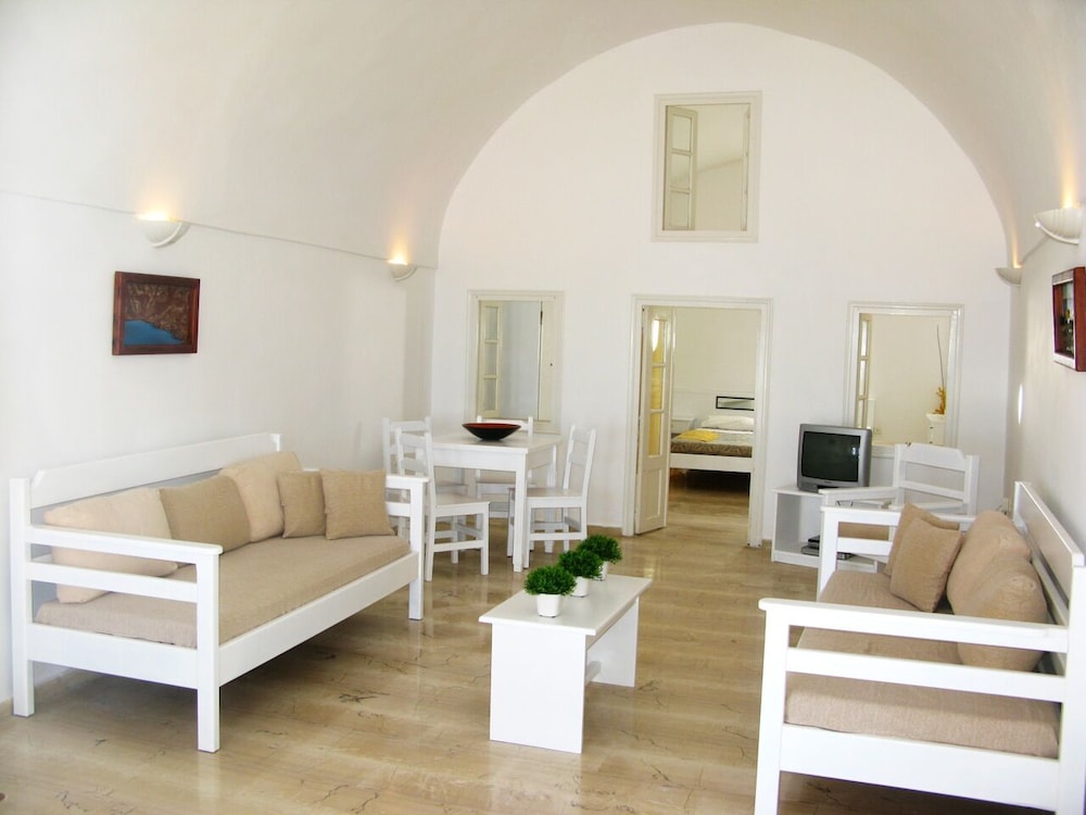 Nomikos Villas 27/46