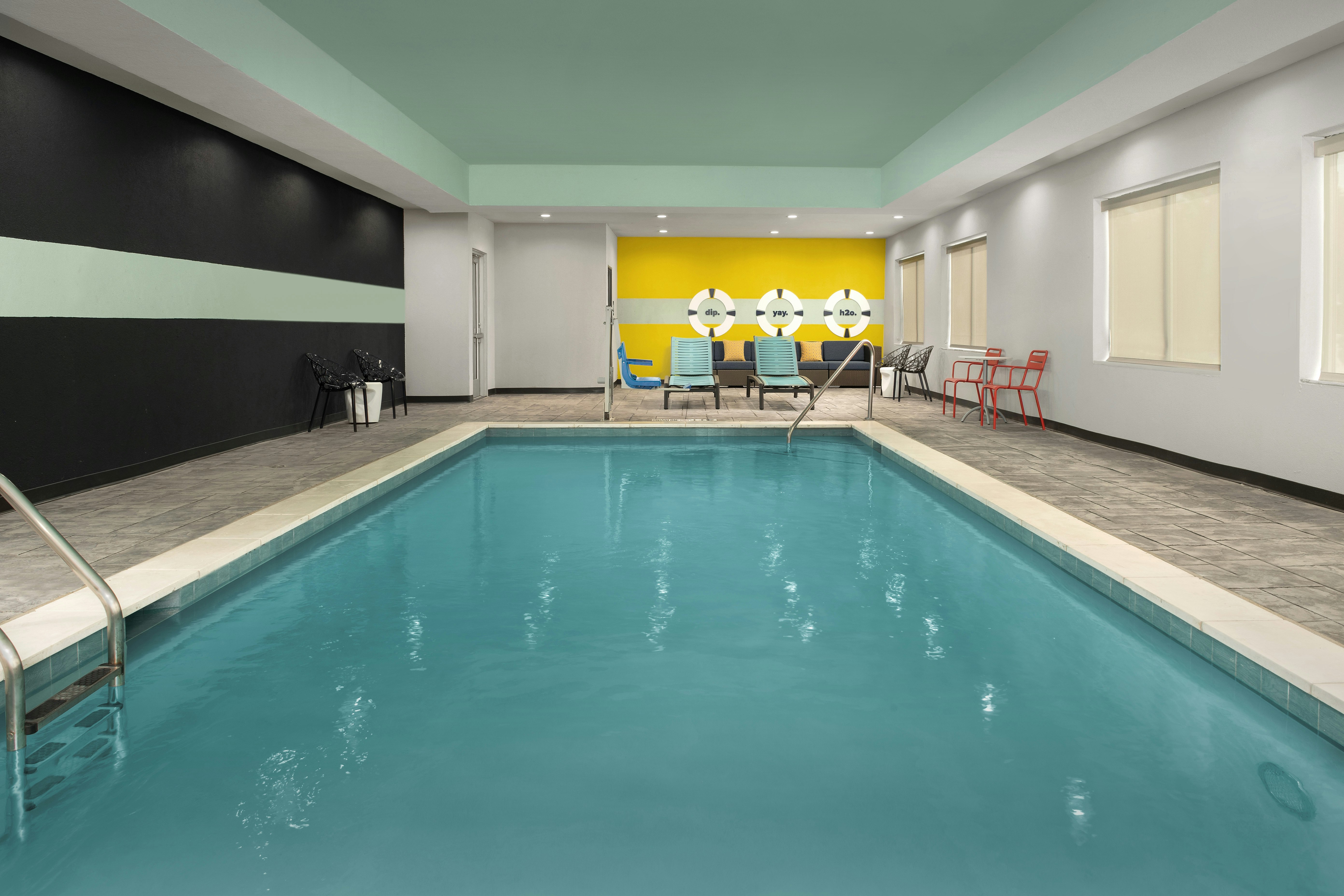 Tru by Hilton North Richland Hills DFW West 16/32