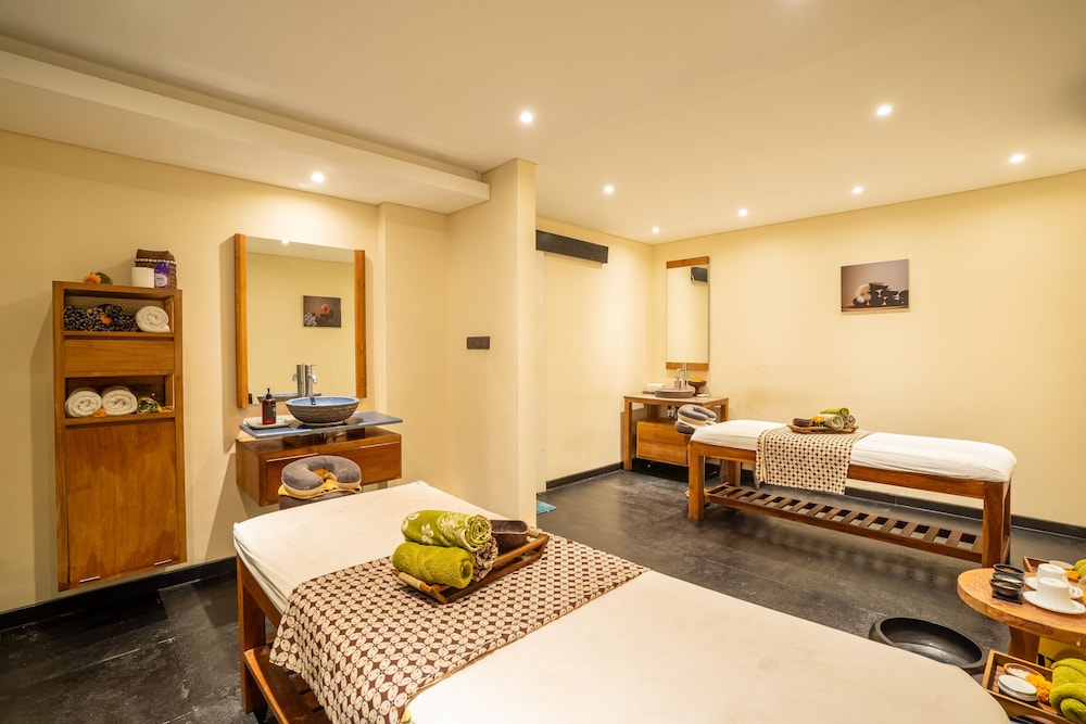 Kamaniiya Petitenget Seminyak 15/50