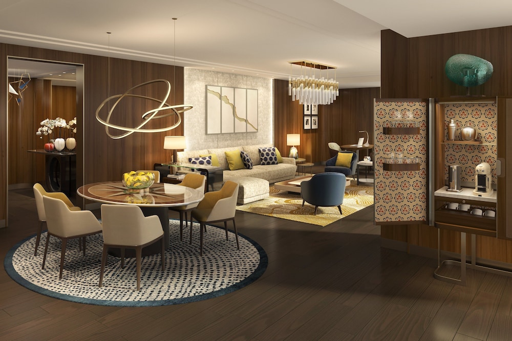 Mandarin Oriental Bosphorus, Istanbul 65/83