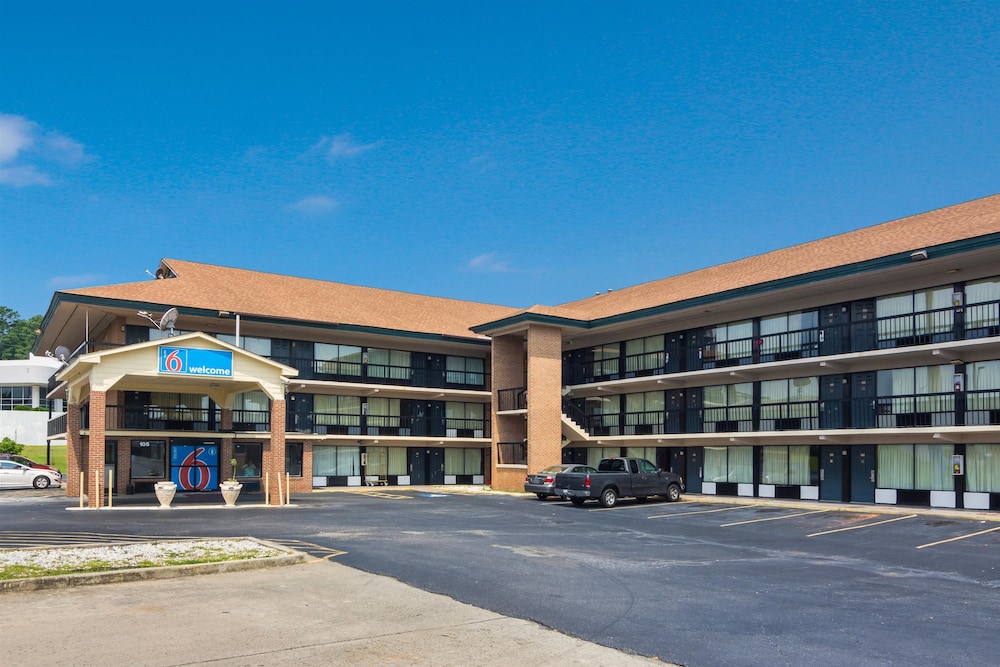 Motel6 Macon, GA 40/45