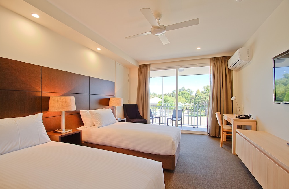 Remington Motor Inn 6/32