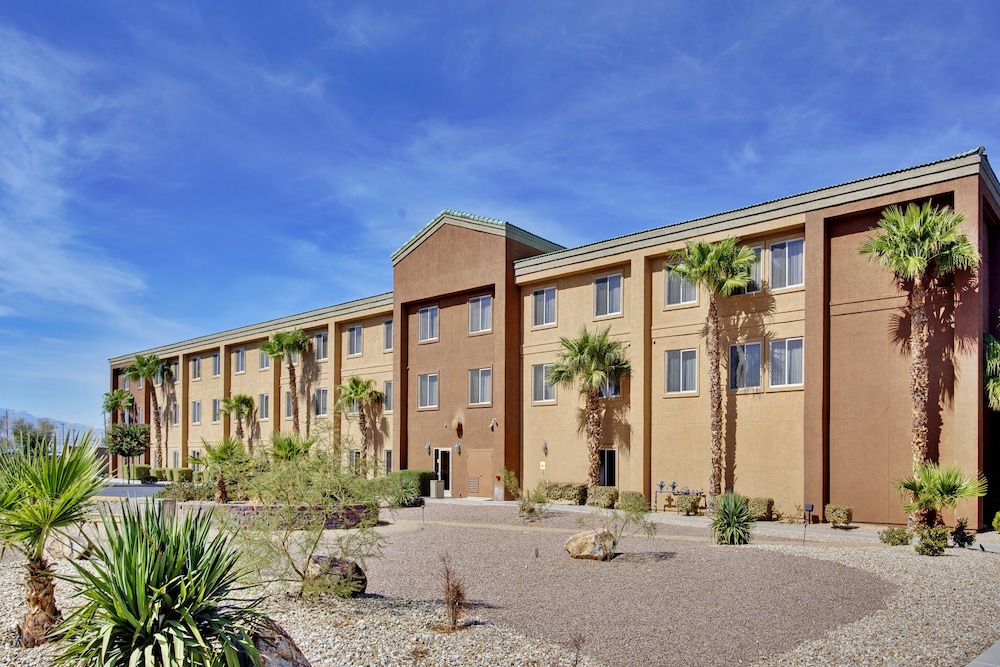 Holiday Inn Express Las Vegas-Nellis, an IHG Hotel 3/47