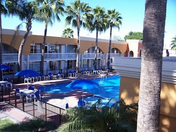 La Copa Hotel 7/53
