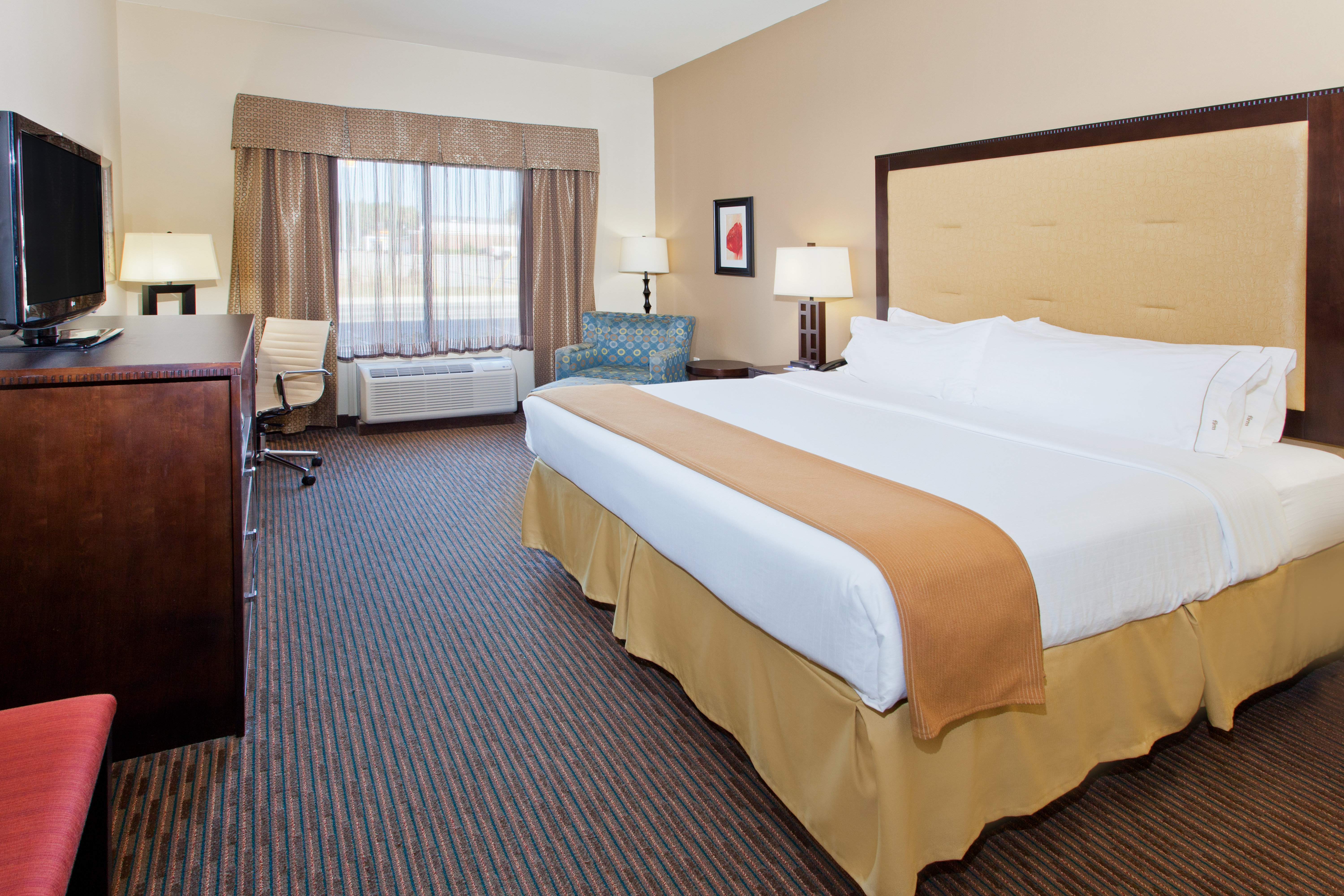 Holiday Inn Express Hotel & Suites Cordele North 22/79