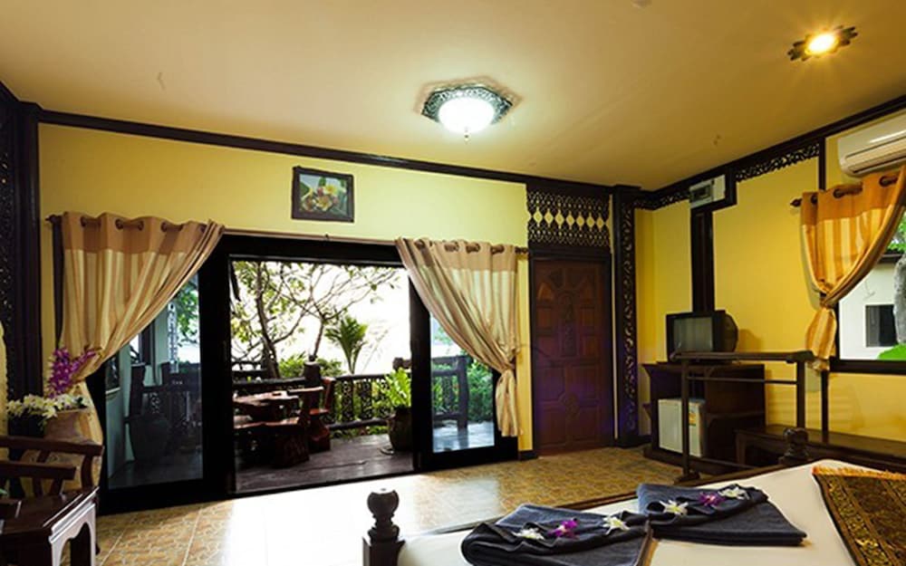 Paradise Pearl Bungalow 14/72