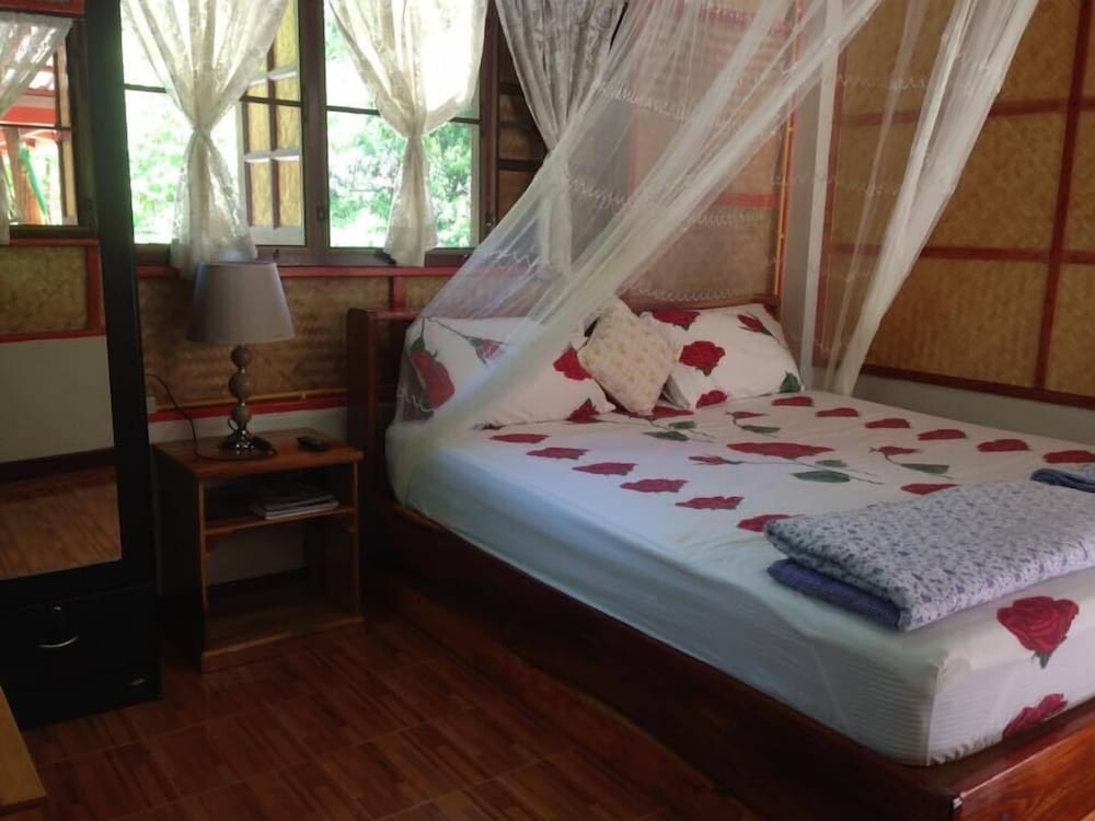 Yayei Homestay 8/26
