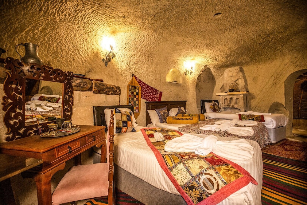 Nar Cave House & Swimming Pool 45/84