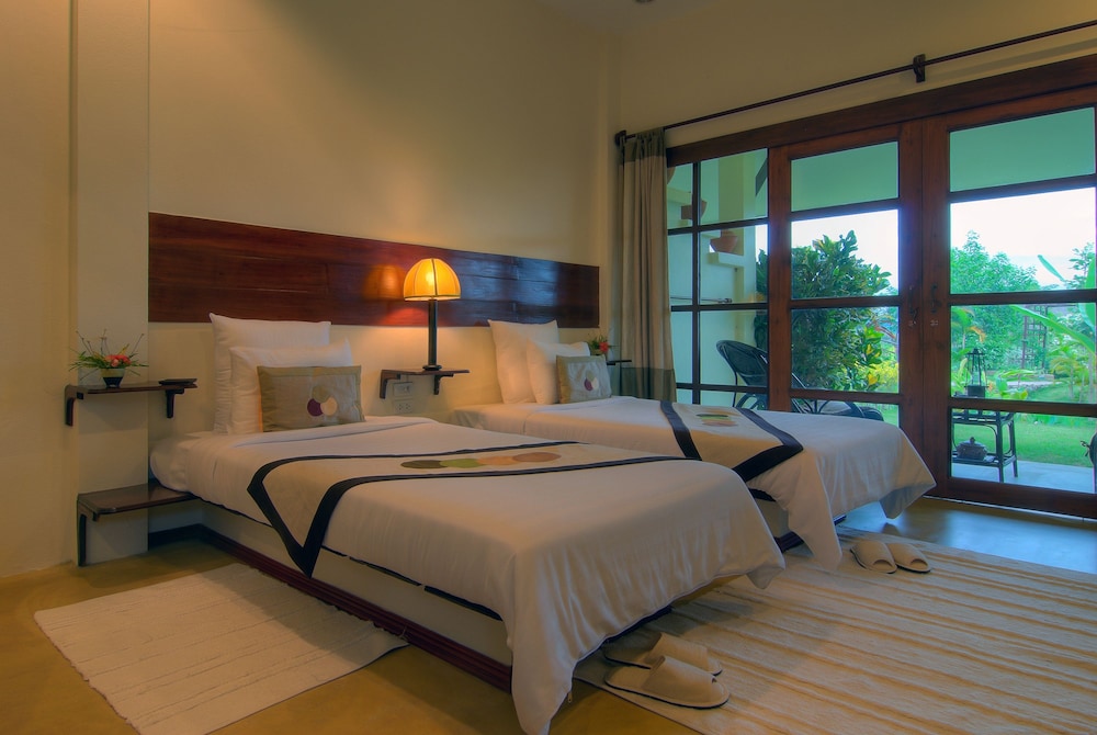 Maekok River Village Resort 10/55