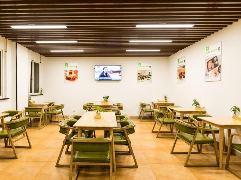 GreenTree Inn Wuxi Jiangyin City Wanda Plaza Tongfu Road Express Hotel 38/49