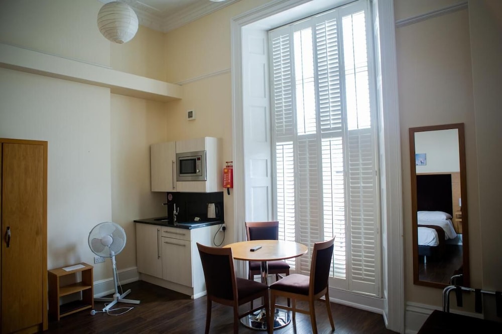 Marylebone Inn 23/30