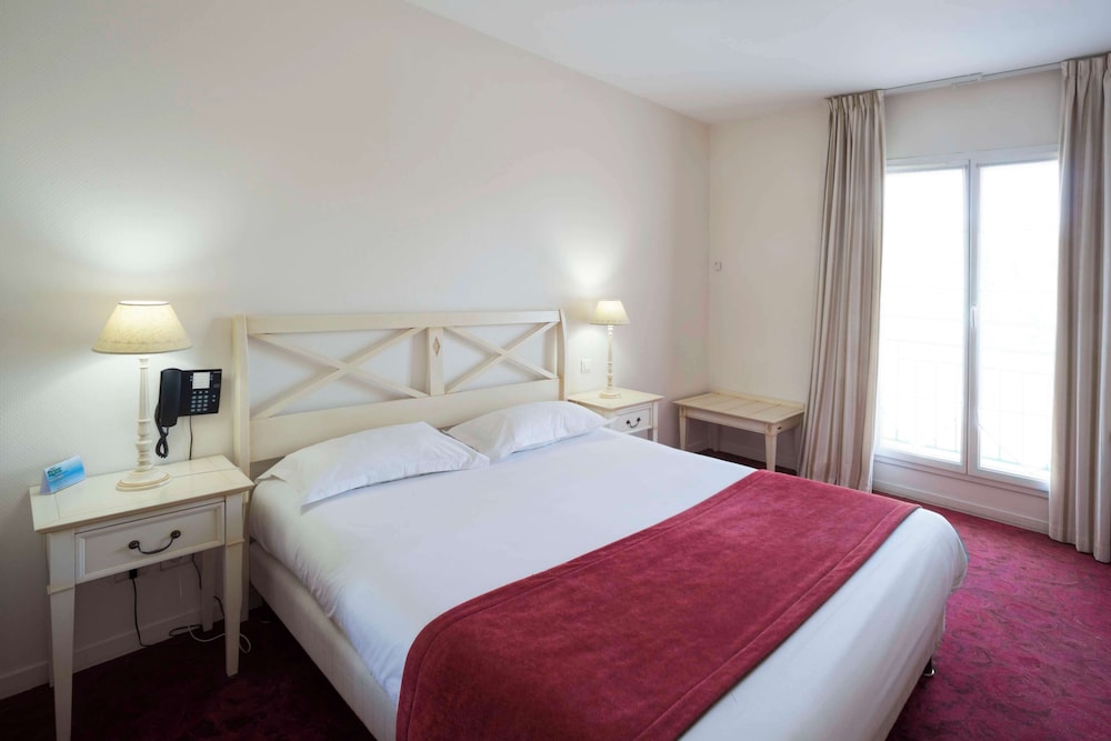 Brit Hotel Nogent Le Rotrou Hotel Du Perche 13/44