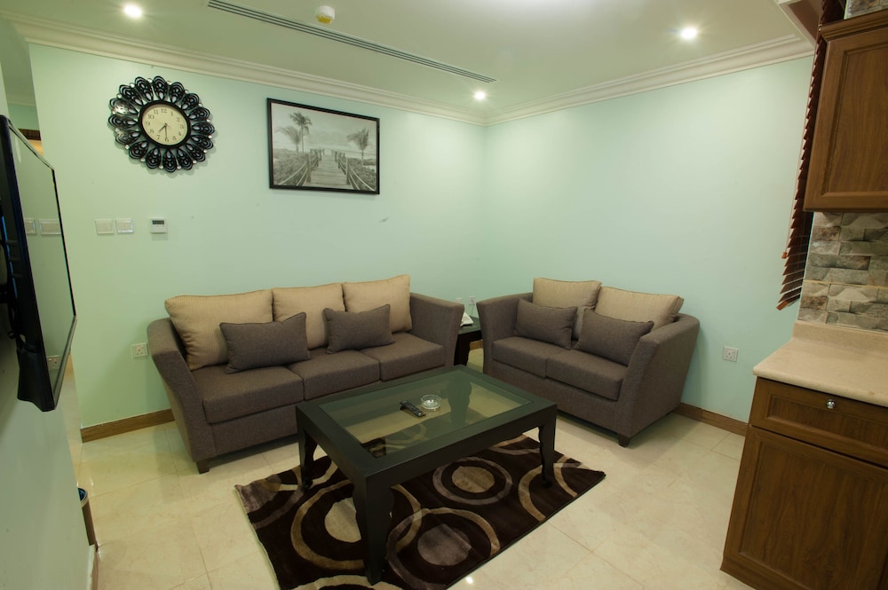 SHALLY RESIDENCE 3 32/49