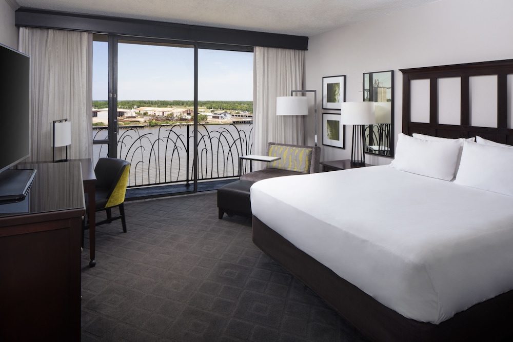 Hyatt Regency Savannah 16/71