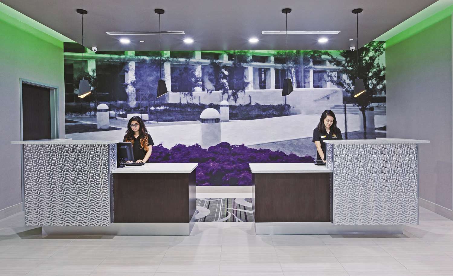 La Quinta Inn & Suites by Wyndham College Station South 14/64