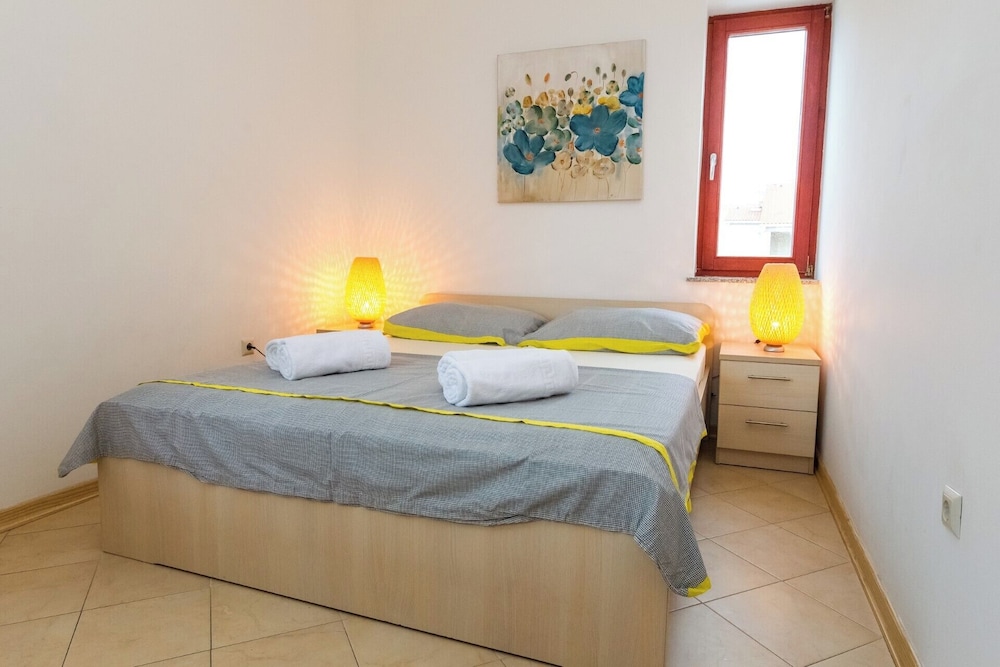 2 Bedrooms, Comfort, Apartment, 1 Single and 2 Queen Beds, Sofa, Terrace