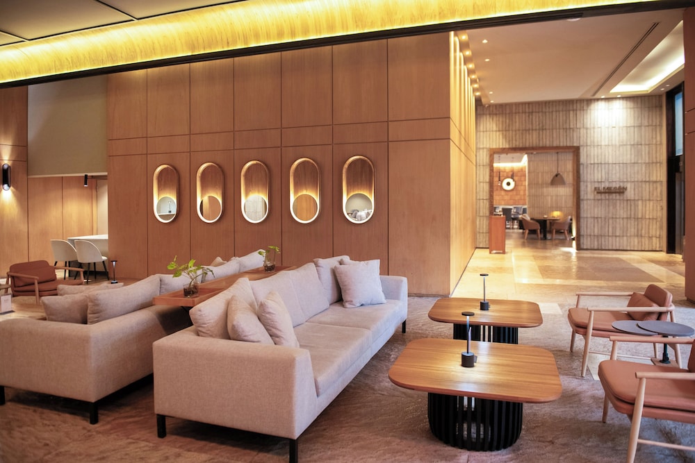 Alejandro I Hotel 48/68