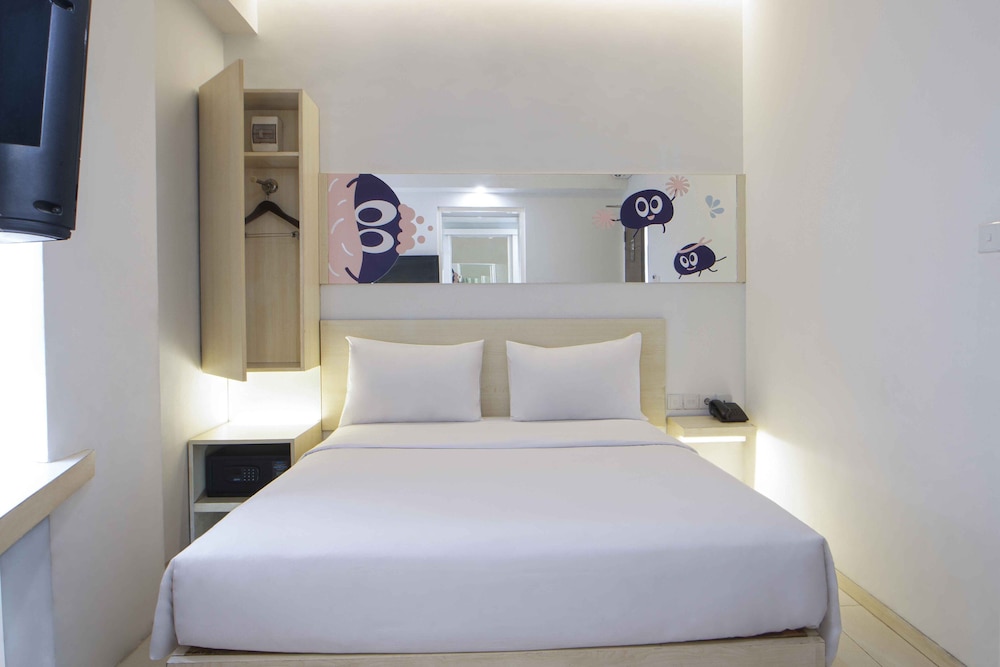 Cleo Hotel Basuki Rahmat 17/46
