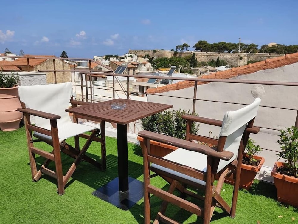 Archontiko Rector Suites 28/37