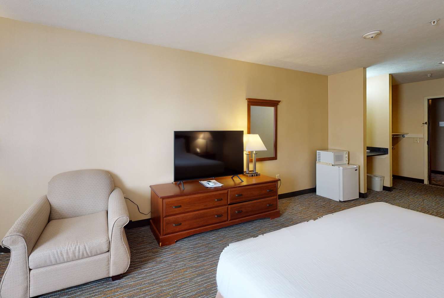 Ramada by Wyndham Strasburg 15/24
