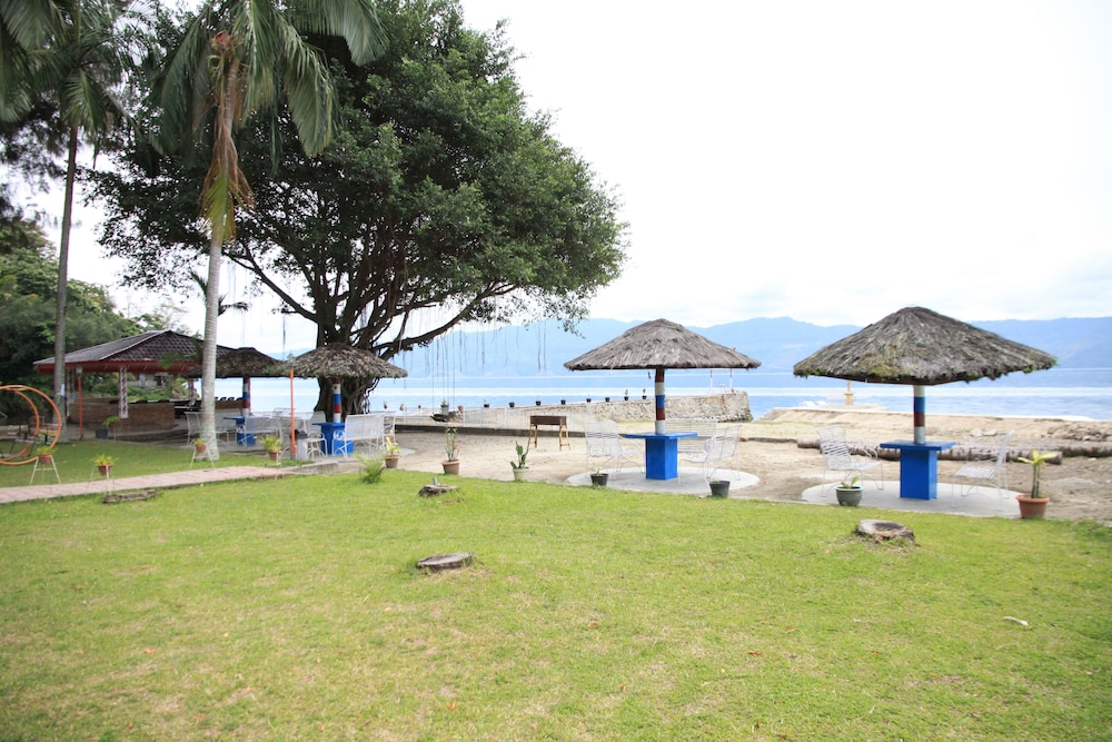 Pandu Lakeside Hotel Tuktuk 42/51