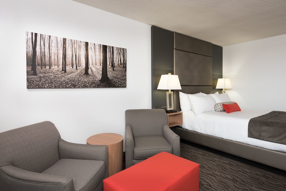 Carriage House Hotel Conference Centre 33/50