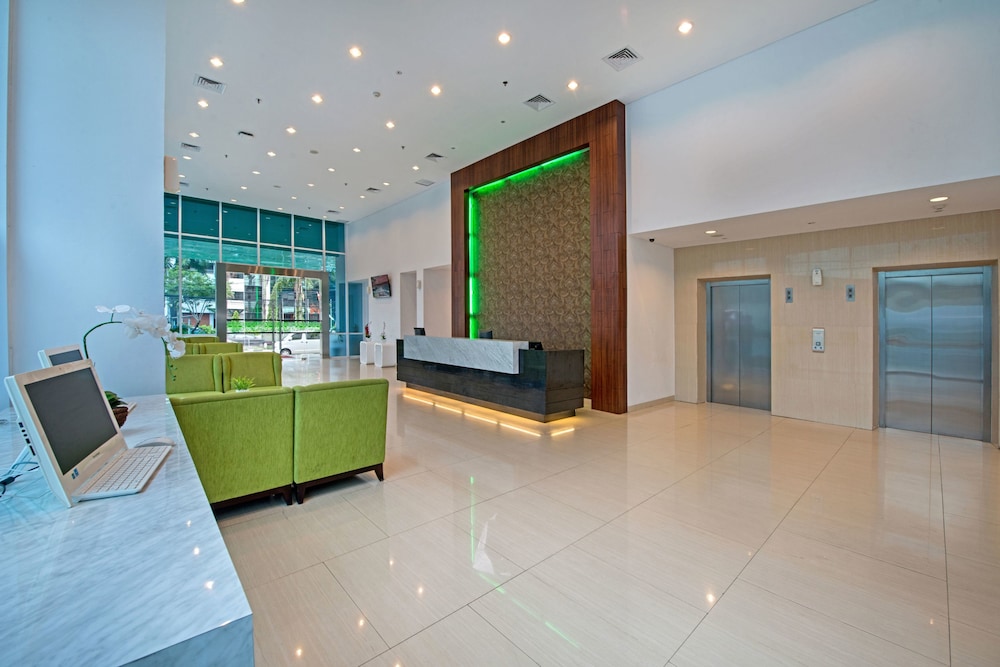 Whiz Prime Balikpapan 7/63