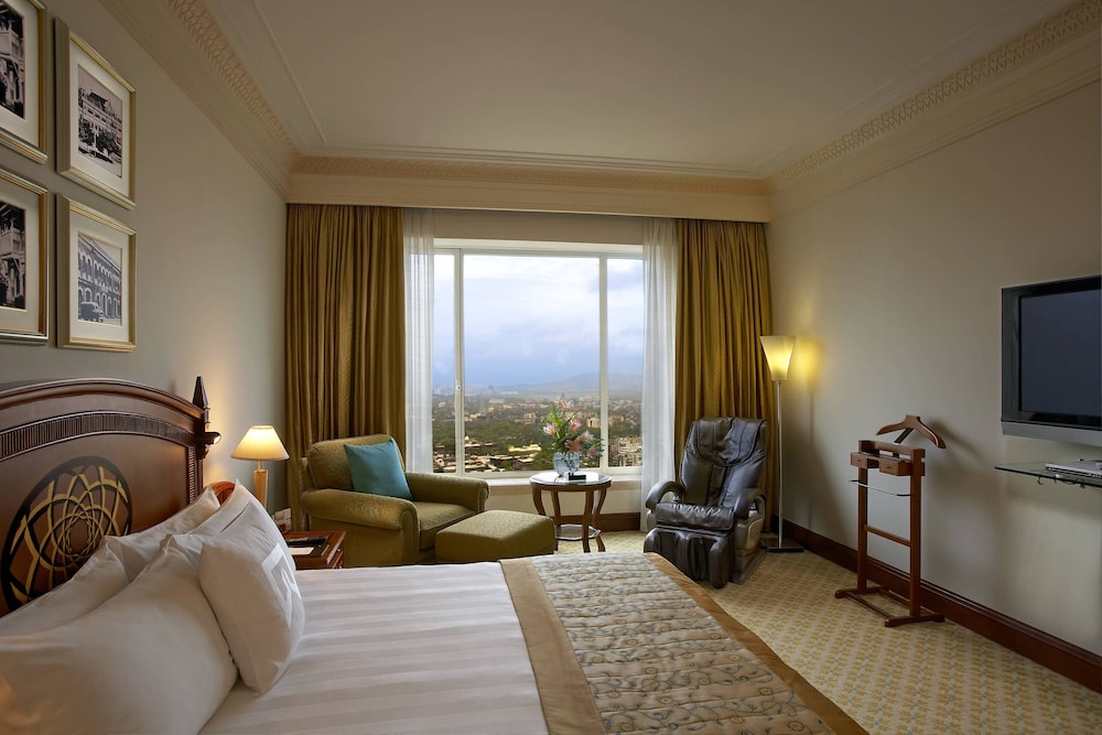 Itc Grand Central 26/39