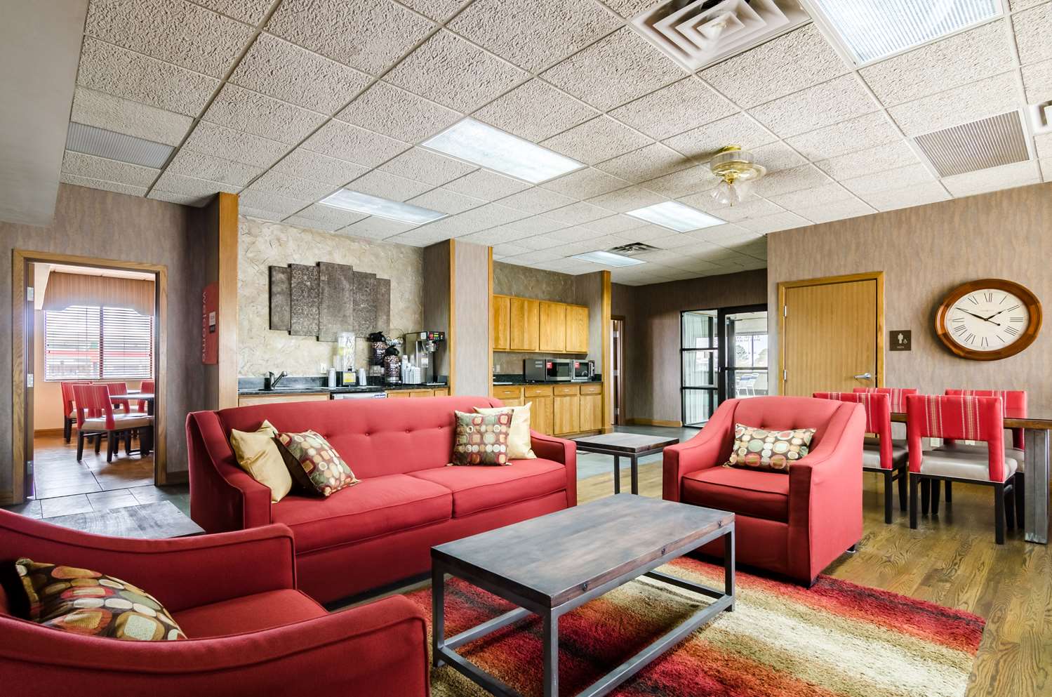 Quality Inn & Suites Colby, KS 33/51