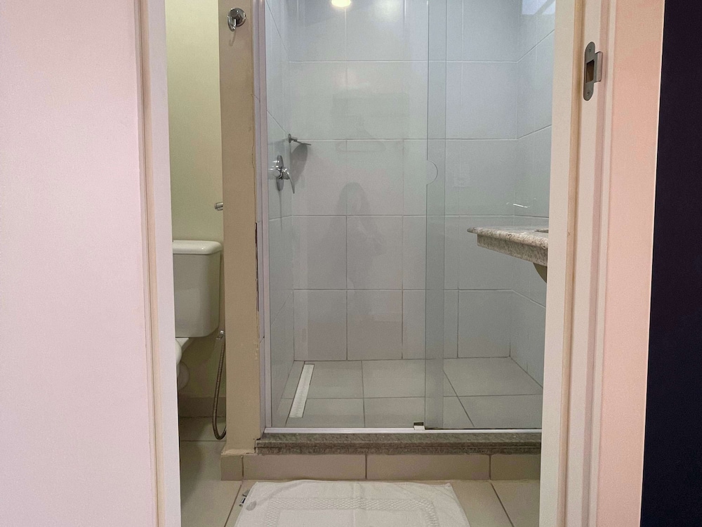Ibis Budget Barbacena 60/60
