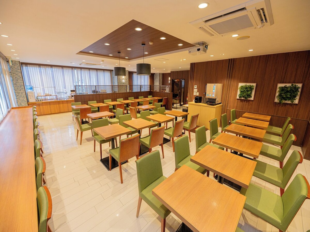 Central Hotel Takeo 29/39