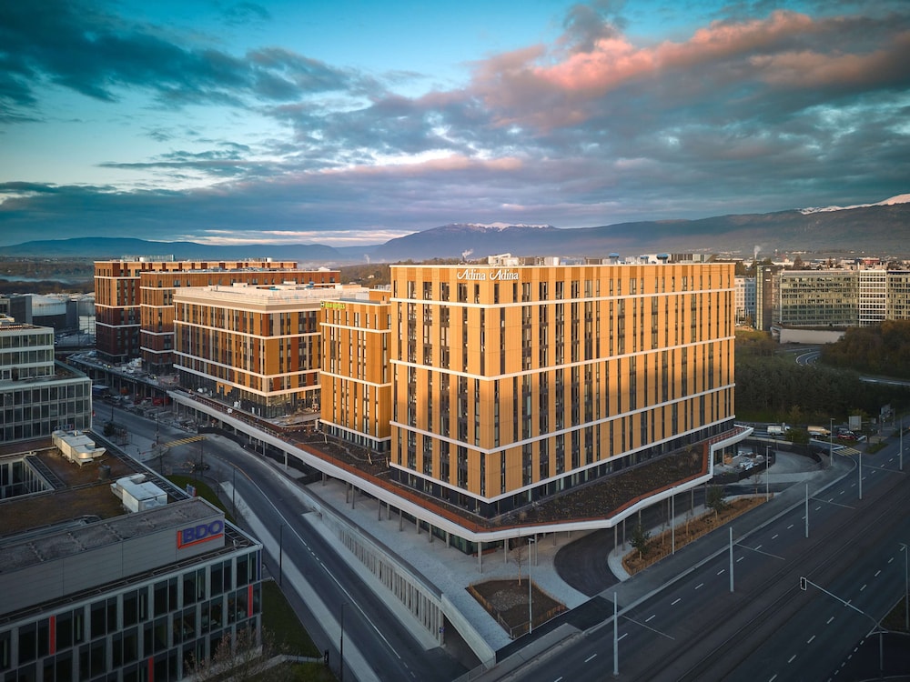 Adina Apartment Hotel Geneva in Vernier