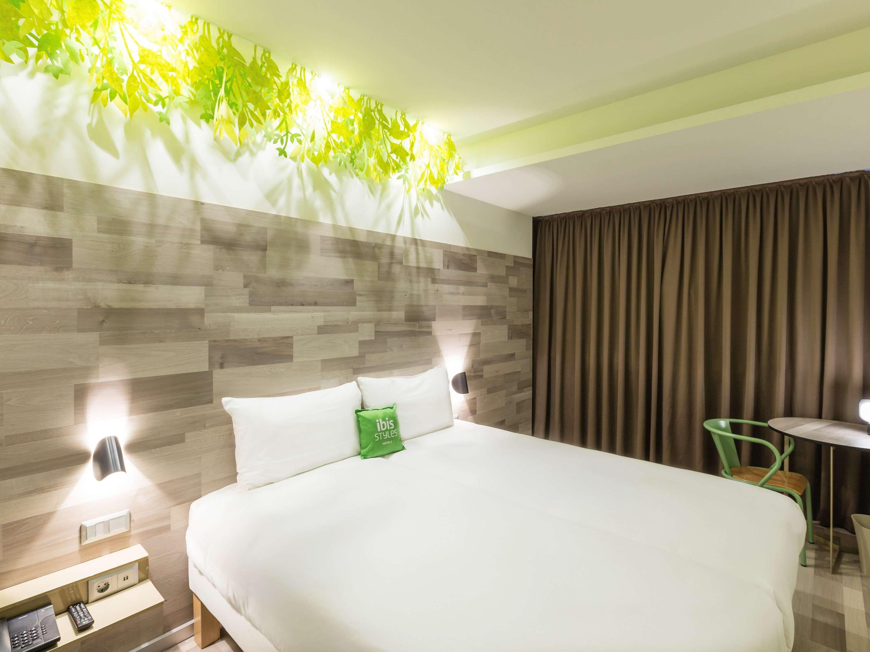 SUPERIOR, TWIN BEDS