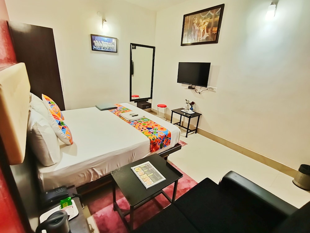 Hotel Yash Residency 29/35