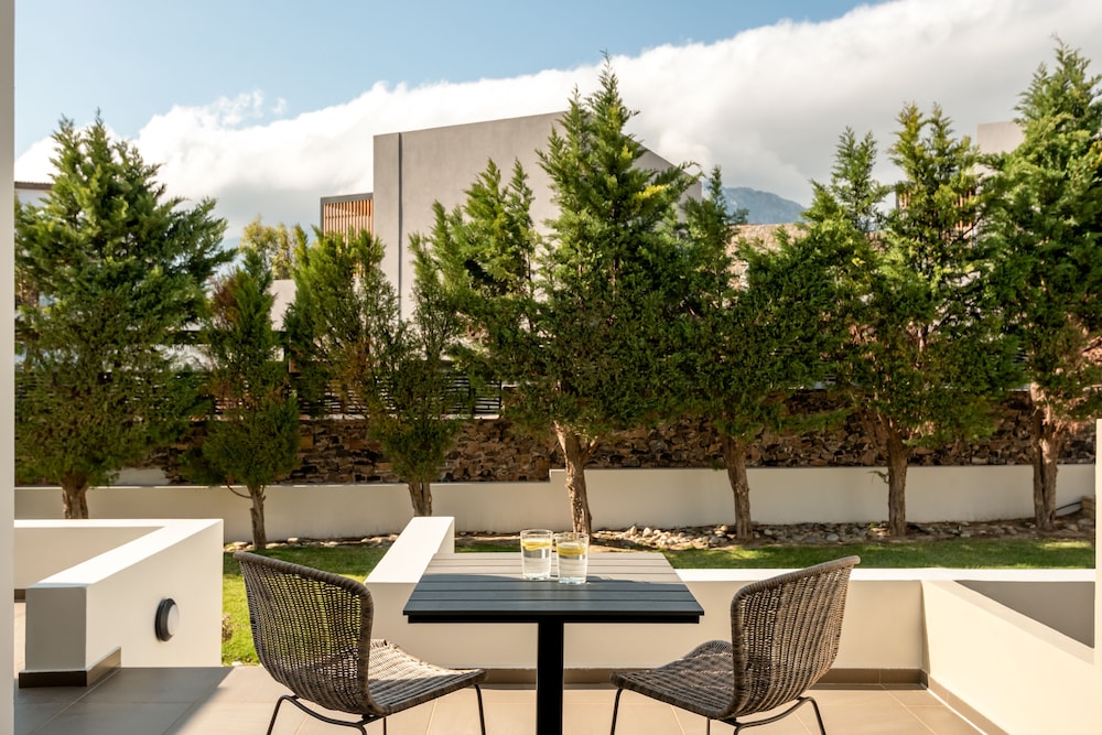 Plakias Suites 48/66