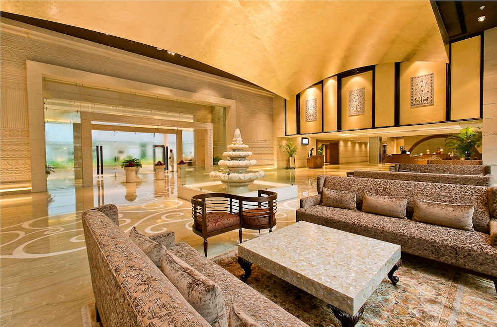 THE LALIT JAIPUR 30/50