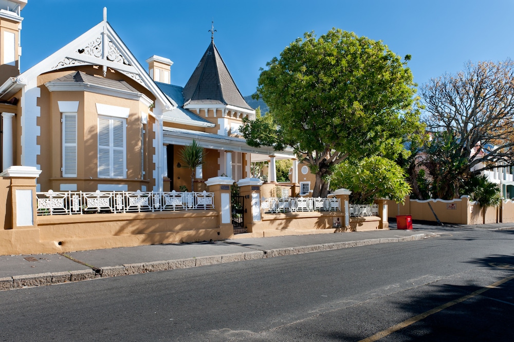 Ashanti Guest House Gardens Hostel 43/50