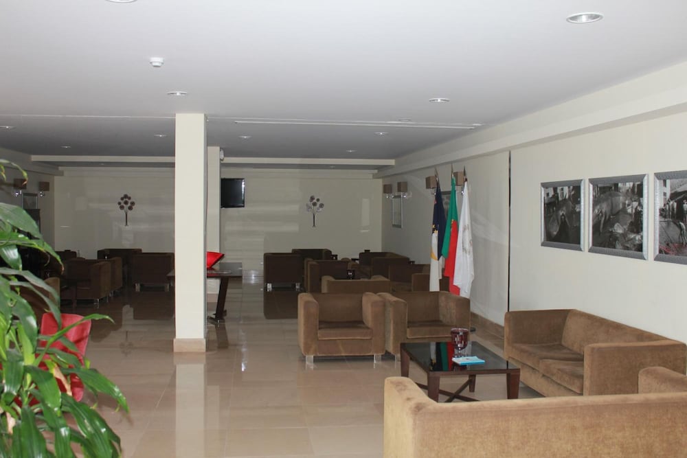 Caravelas Hotel 40/65