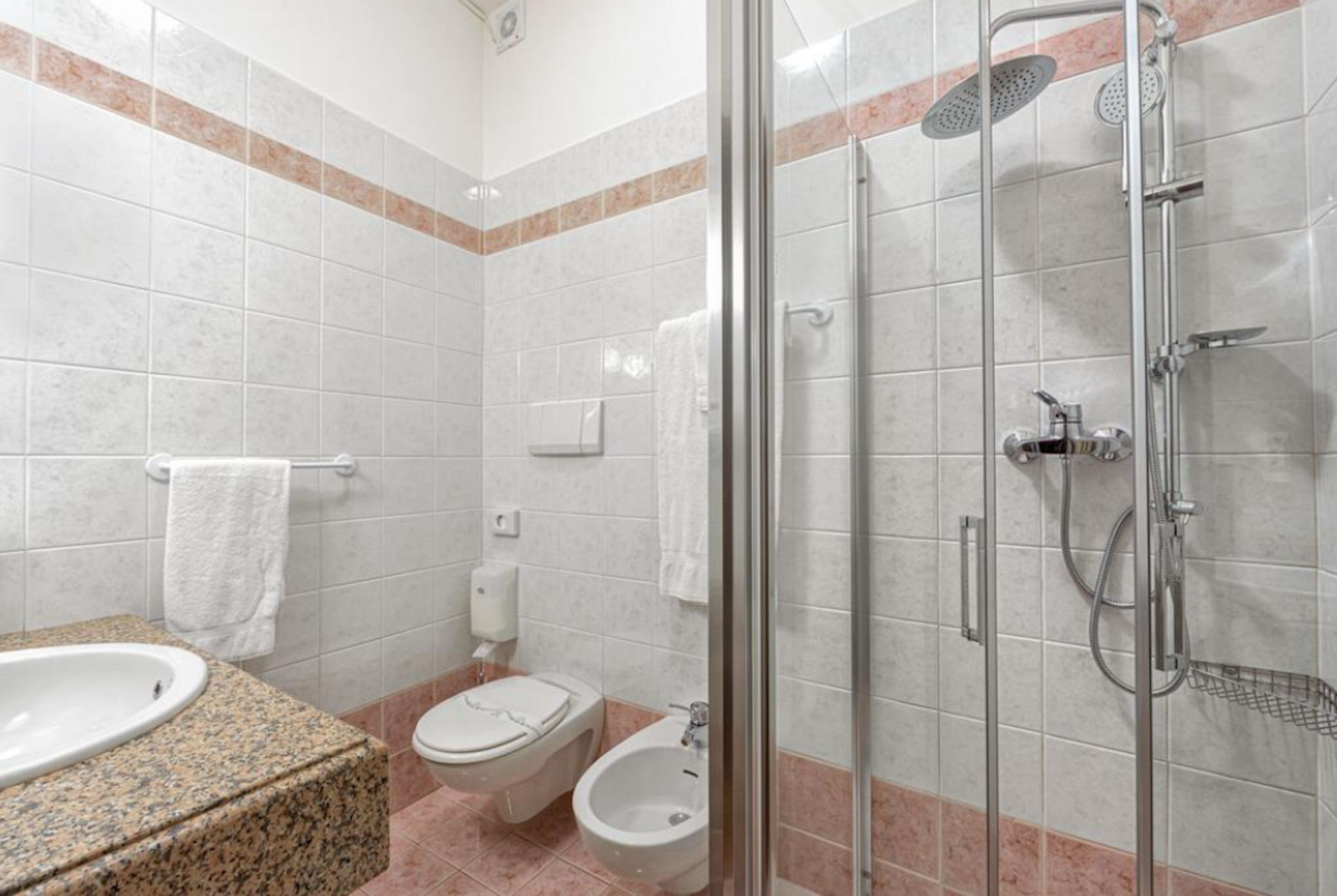 Postumia Hotel 18/20